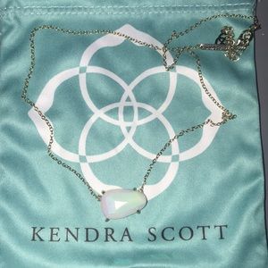 kendra scott necklace